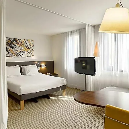 호텔 Paris Grand Cdg Aeroport 4 Etoiles 4*