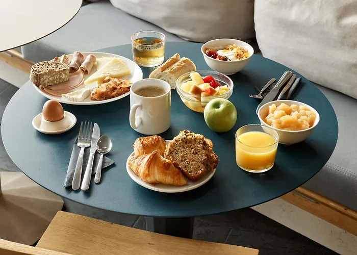 Hotel Paris Grand Cdg Aeroport 4 Etoiles 4*