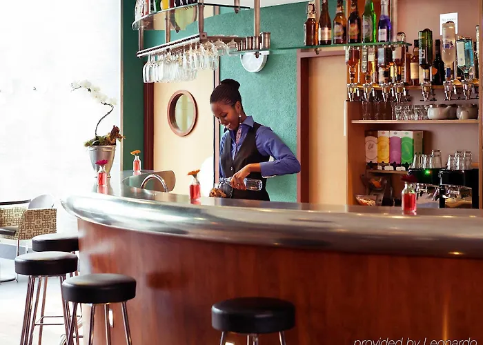 Paris Grand Cdg Aéroport 4 étoiles 4*